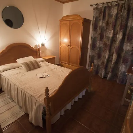 Country house O Xastre De Anos Cabana De Bergantinos